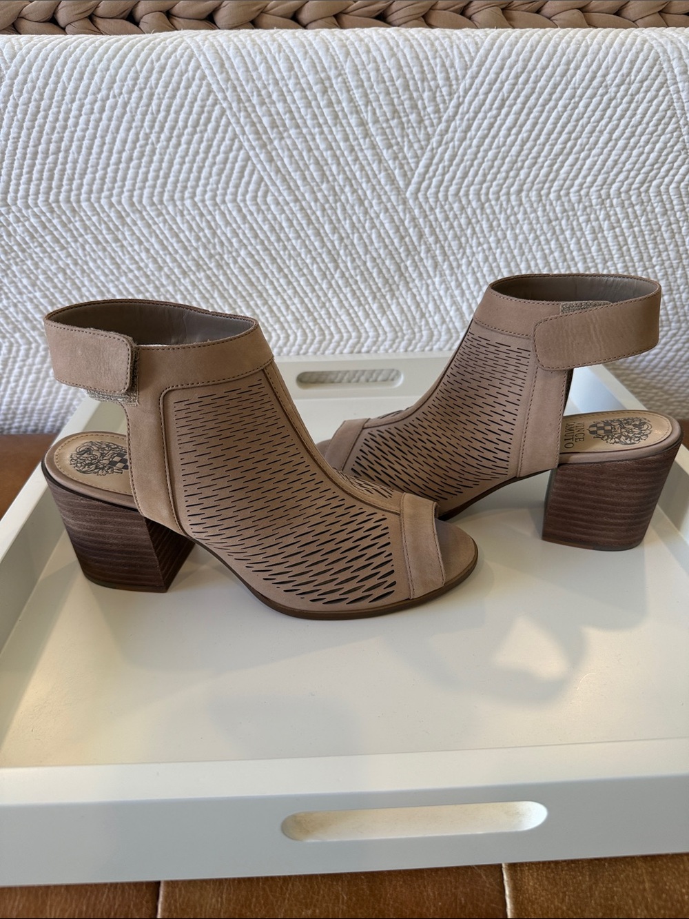 Vince Camuto Women’s Taupe Cutout Peep-Toe Block Heel Sandals